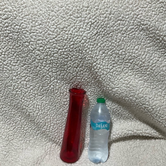 Red vase - Picture 3 of 4